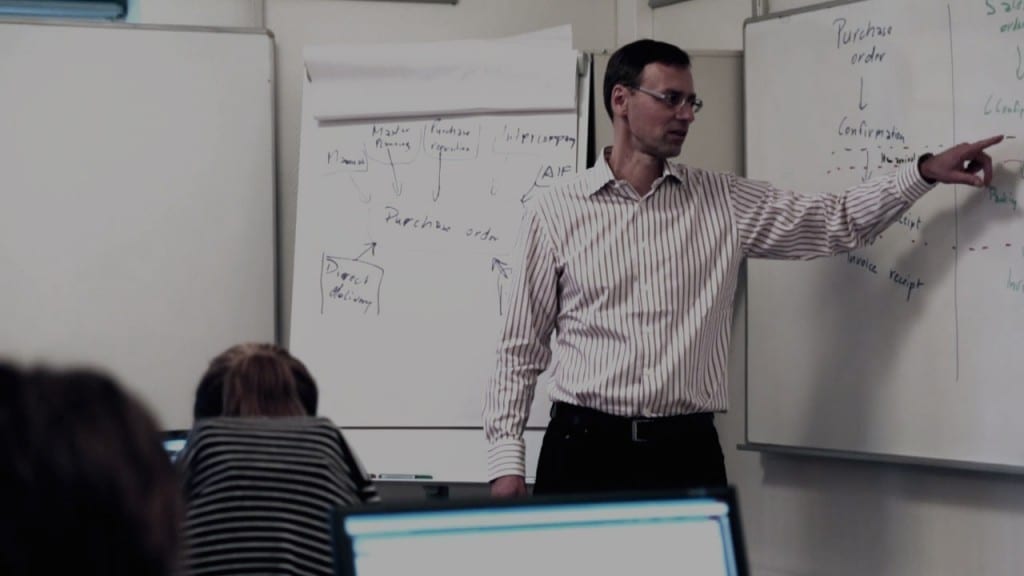 Dr. Andreas Luszczak